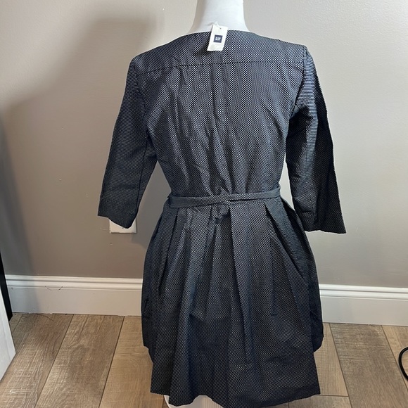 NWT Gap 3/4 sleeve button close top, side zip knee length navy blue and white 2 - Picture 5 of 12